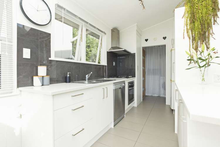 202 Verbena Road Birkdale_5