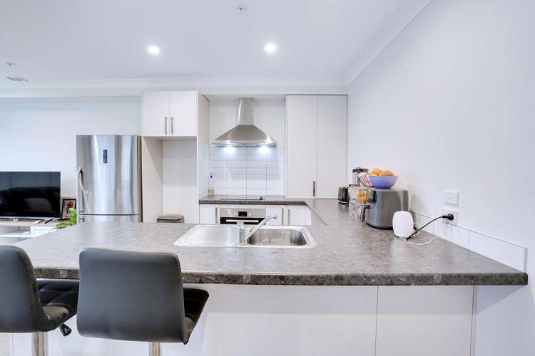 6/21 Seddon Road_3