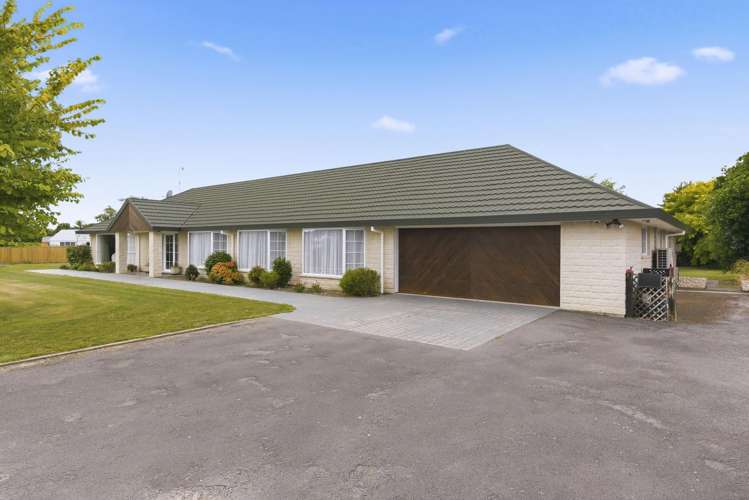 4 Lakewood Grove Levin_23