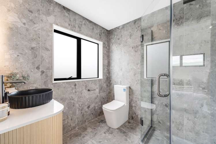 14B Letterkenny Place Blockhouse Bay_27