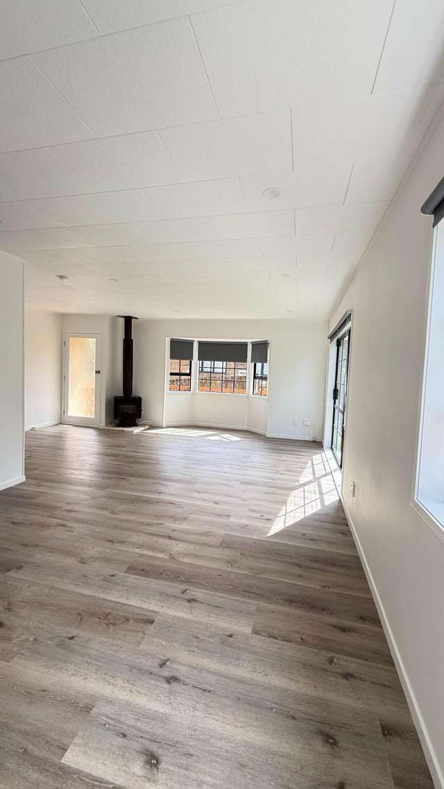 2/18 De Quincey Terrace Highland Park_3