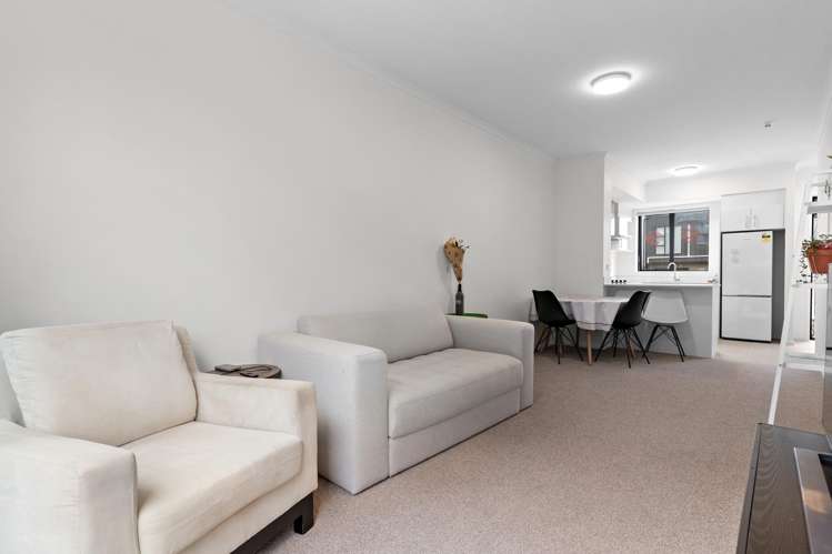 9 Oranga Drive Westgate_9