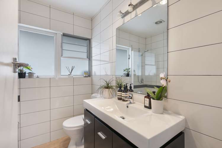 2 Mackwood Place Birkdale_8