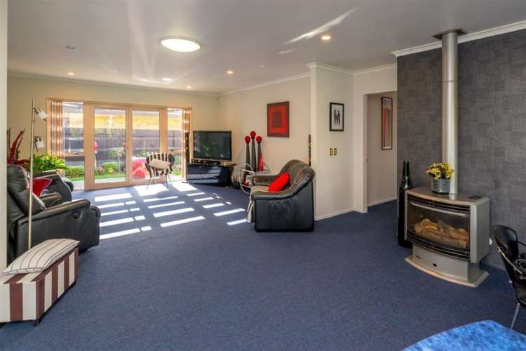 7 Lynch Grove Levin_6