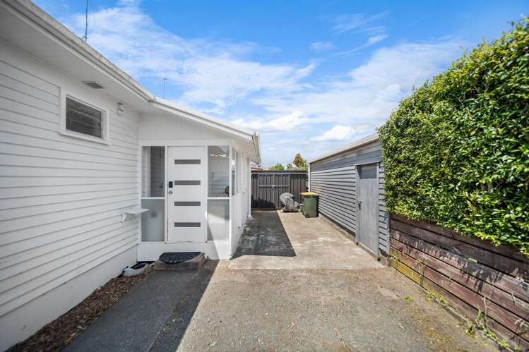 1/9 Liverpool Street Papakura_20