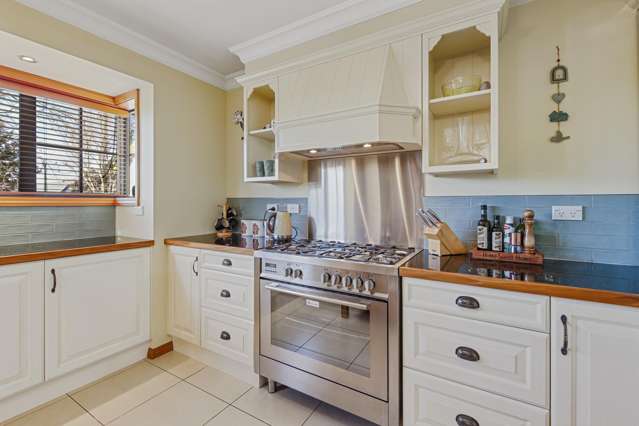 44 Millstream Drive Lincoln_3