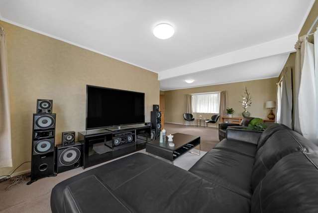 77 Botany Road Botany Downs_4