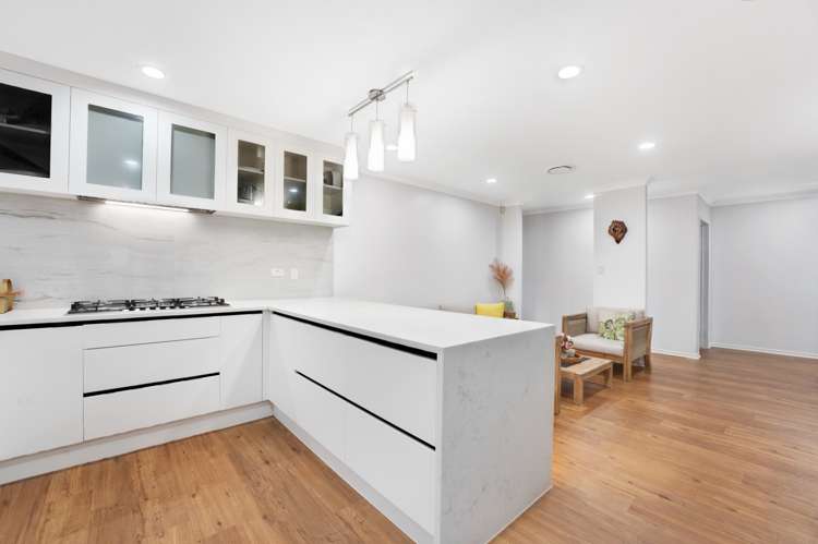 4 Savina Court Flat Bush_6