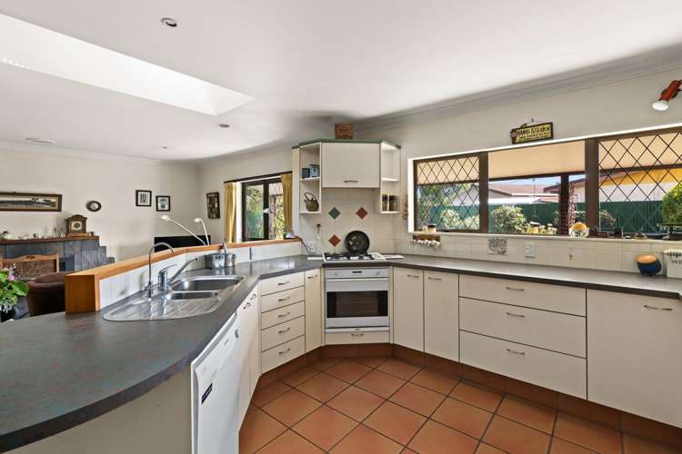 10 Swansea Place Tamatea_4