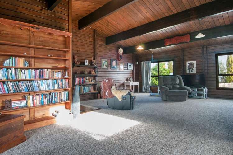 129 Windermere Drive Poike_7
