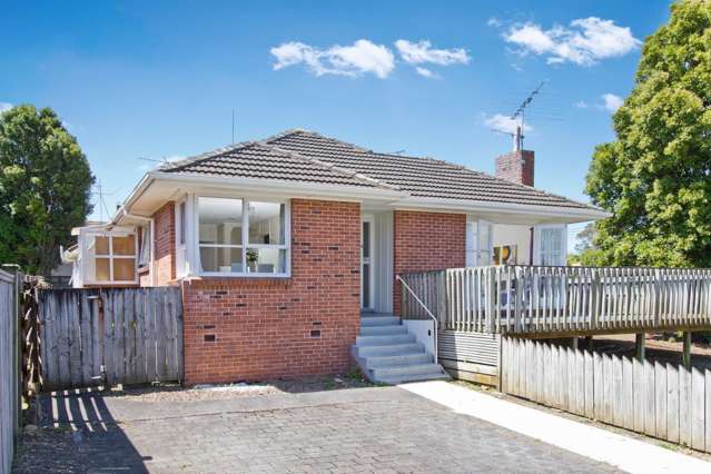 50 Portadown Avenue Pakuranga Heights_1