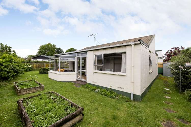 7b Dallas Place Leamington_12