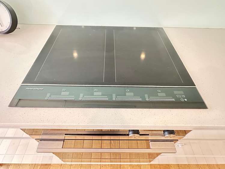 1/11 Hill Crescent New Lynn_24