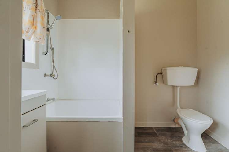 28 Burns Street Milton_10