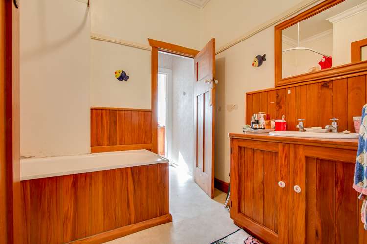 2/201 Kennedy Road Marewa_4