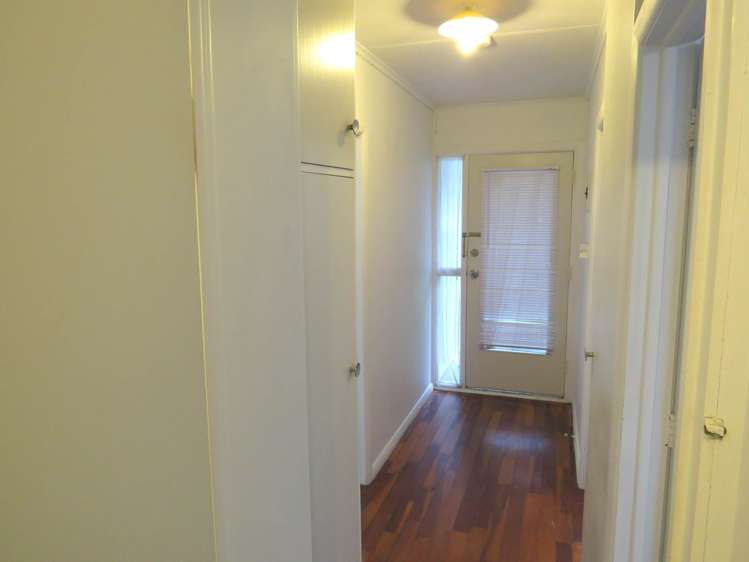 4 Exminster Street Blockhouse Bay_6