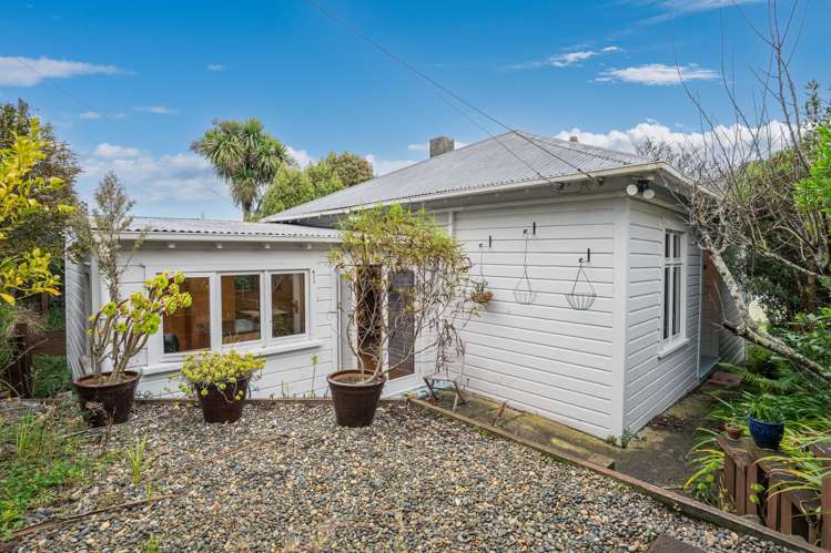 22 Bouverie Street North East Valley_15