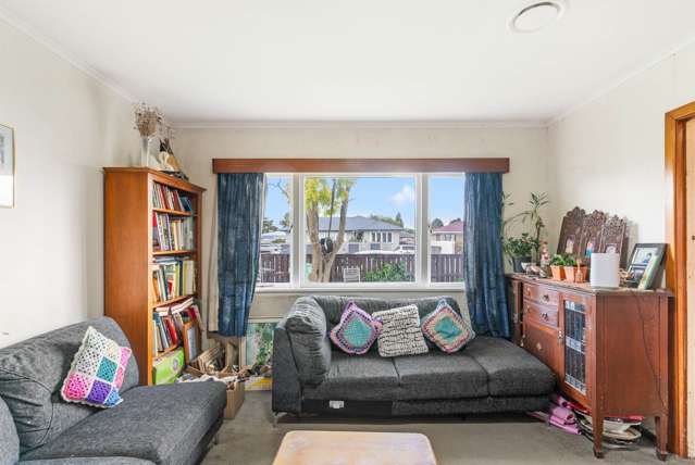 1/35 Rollerson Street Papakura_4