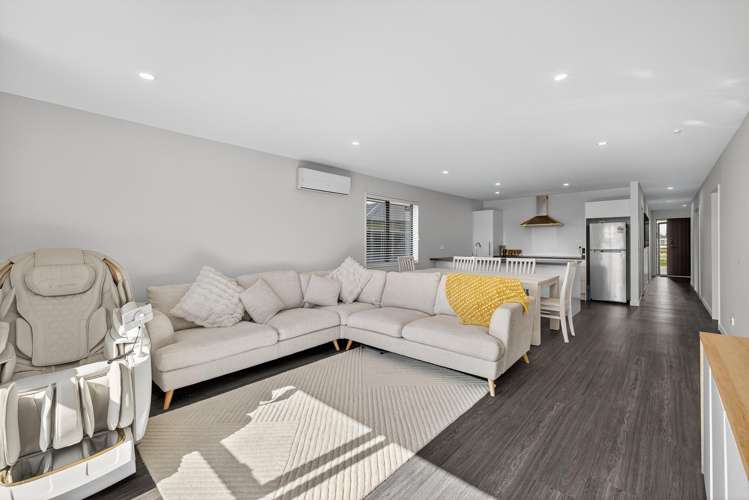 29 Jean Batten Lane_0