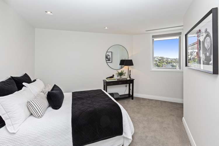 15 Omeo Crescent Redcliffs_33