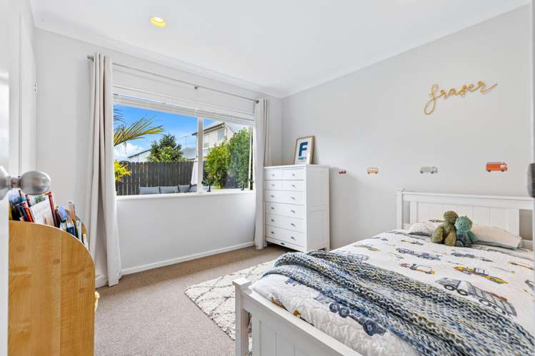 2/8 Crewe Close Albany_16