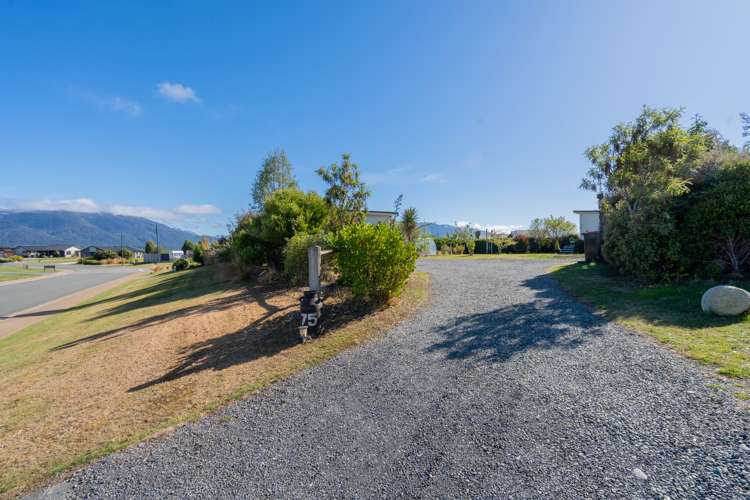75 Burnby Drive Te Anau_28