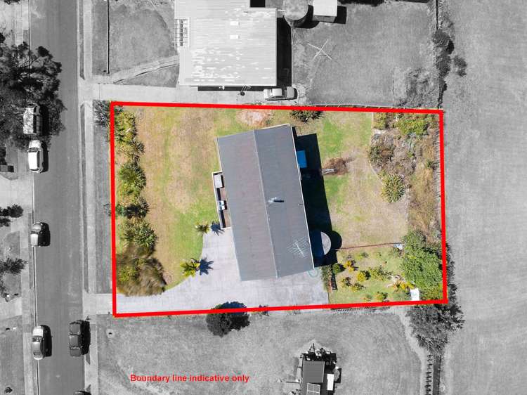 11 Kathy Terrace Stanmore Bay_12