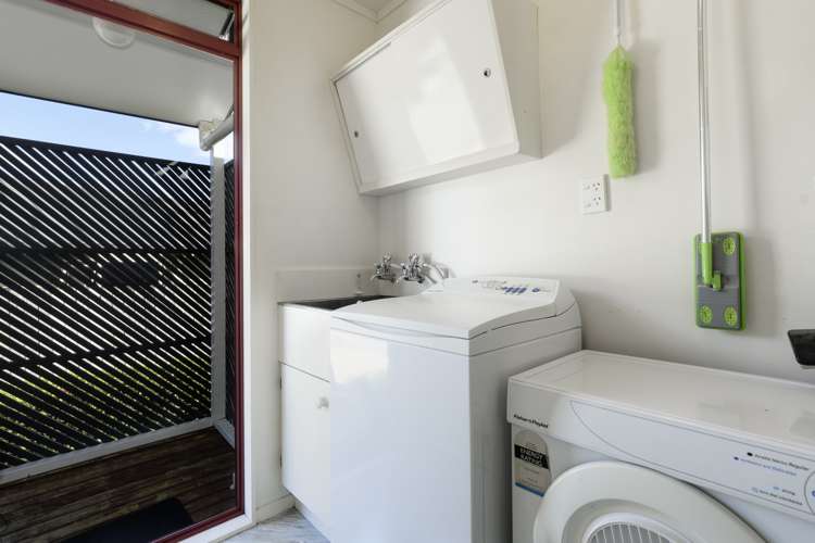 7 Ferndown Close Brookfield_11