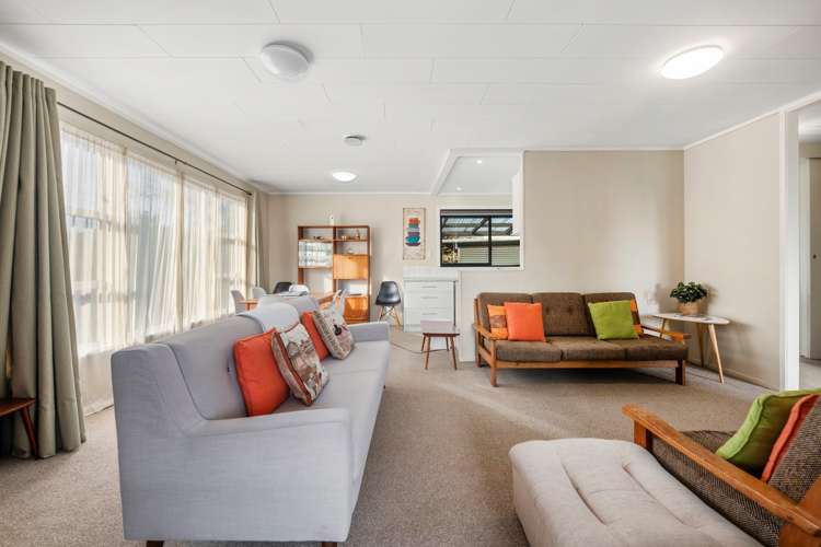 43 Dickens Street Owhata_10