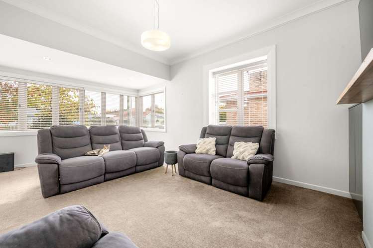 80 Cook Street Hamilton East_11