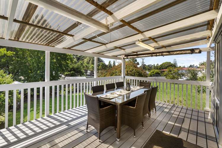 8 Huruhuru Road Massey_7
