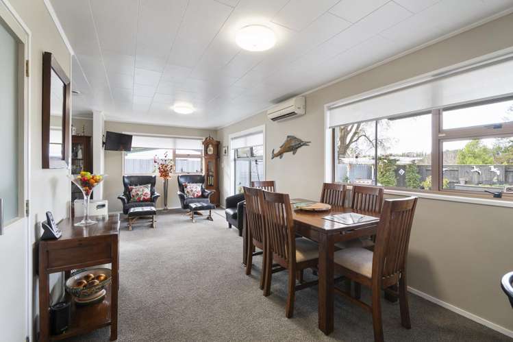 347 Kimbolton Road_3