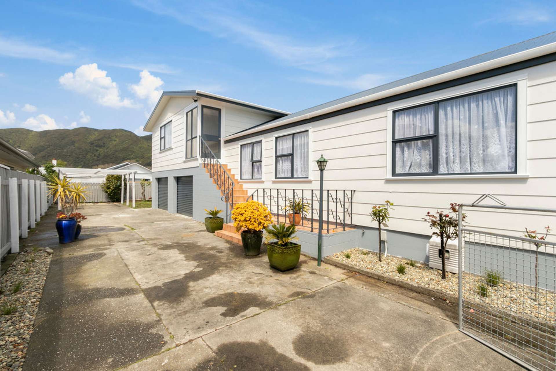 2/35 Leighton Avenue Waiwhetu_0