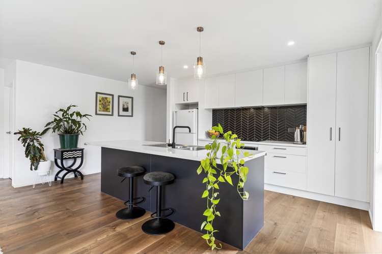 30 Walter Lawry Road Paerata_5