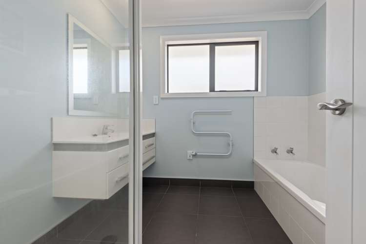 132a Ferguson Street West End_9