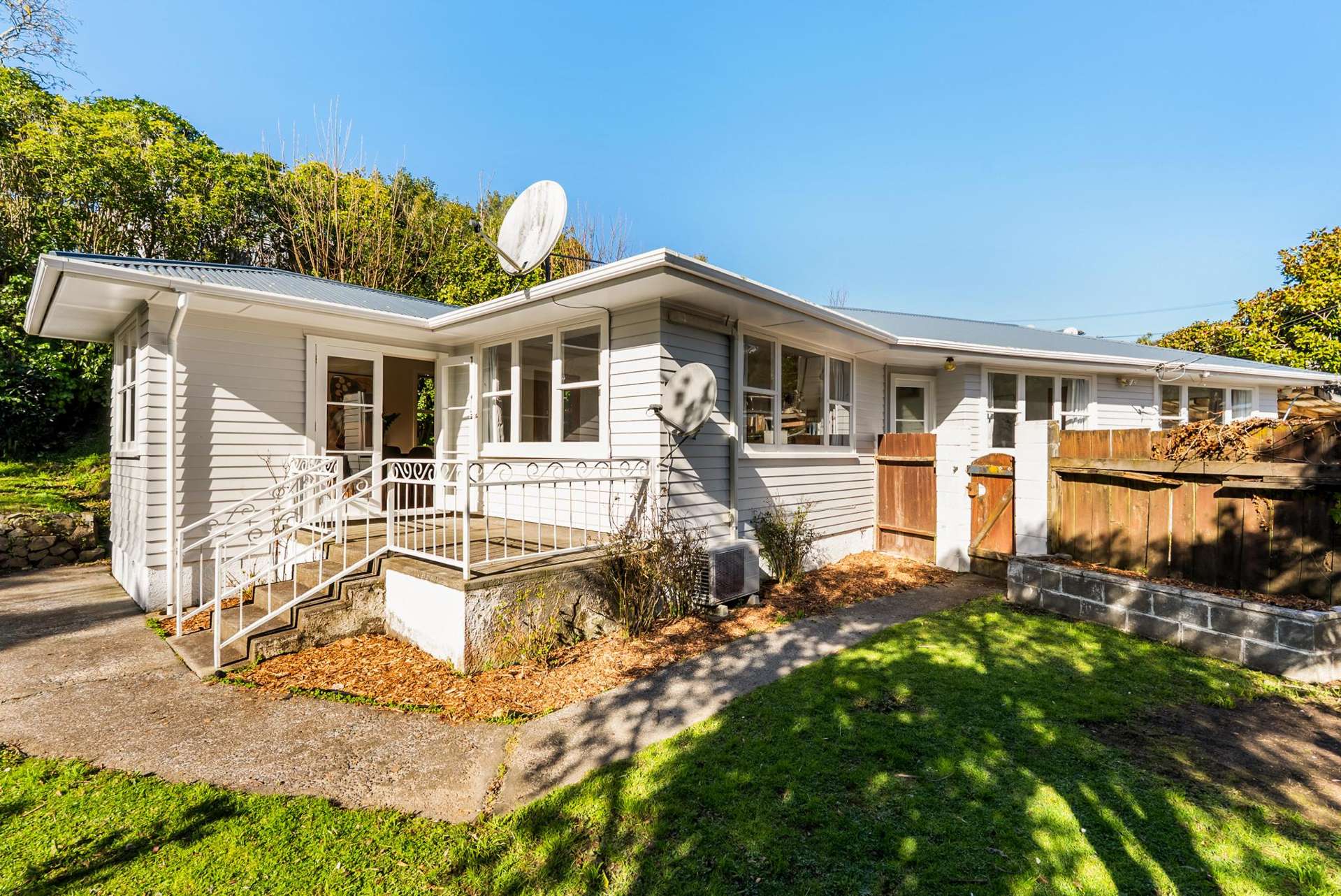 61 Beazley Avenue Paparangi_0
