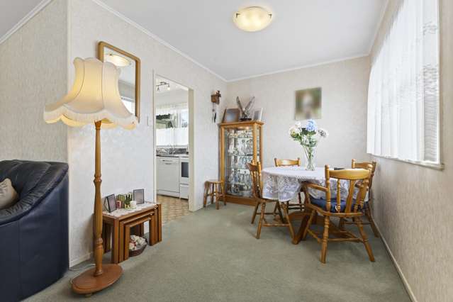 60 Wallace Road Mangere Bridge_2