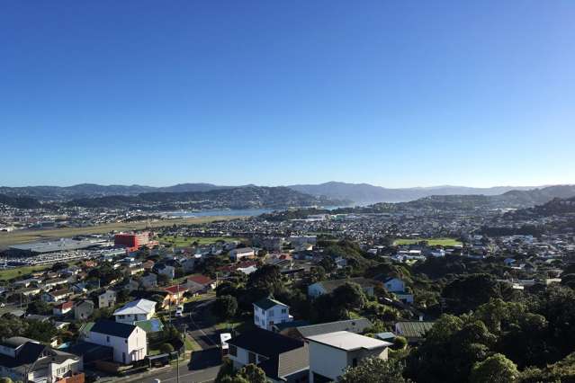 18a Birkhall Grove Strathmore Park_4