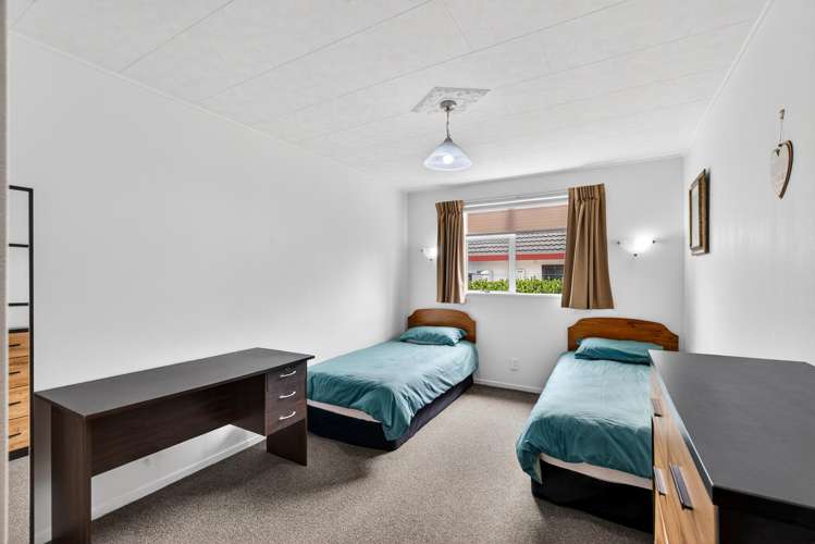 901b Dufferin Street Akina_12