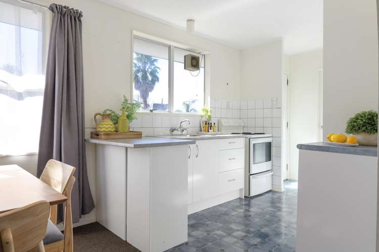 416B Kahikatea Drive Dinsdale_1