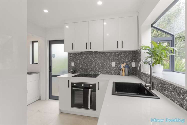 8 Kupari Place Totara Vale_14