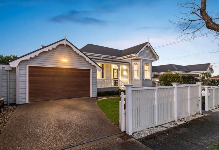 16 Cornwall Park Avenue Epsom_24