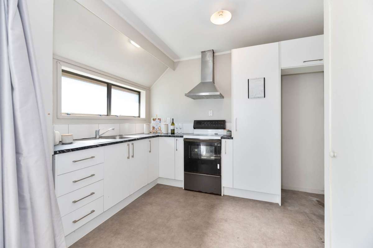 2/180 Green Lane West_2