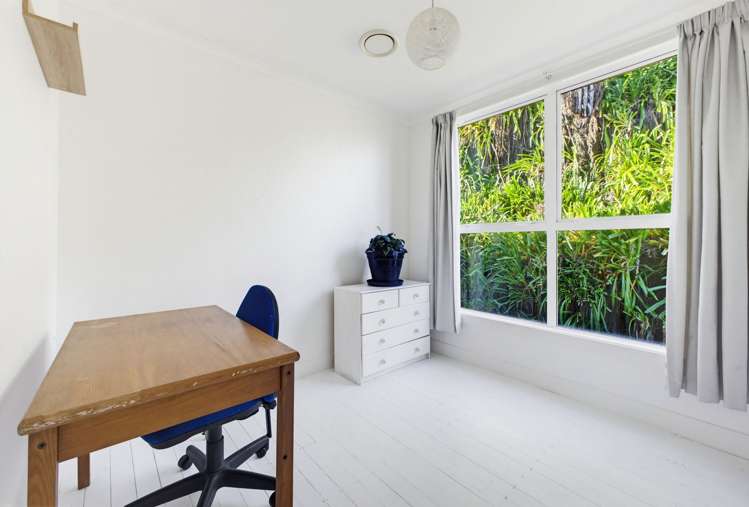73 Oranga Street Westown_18