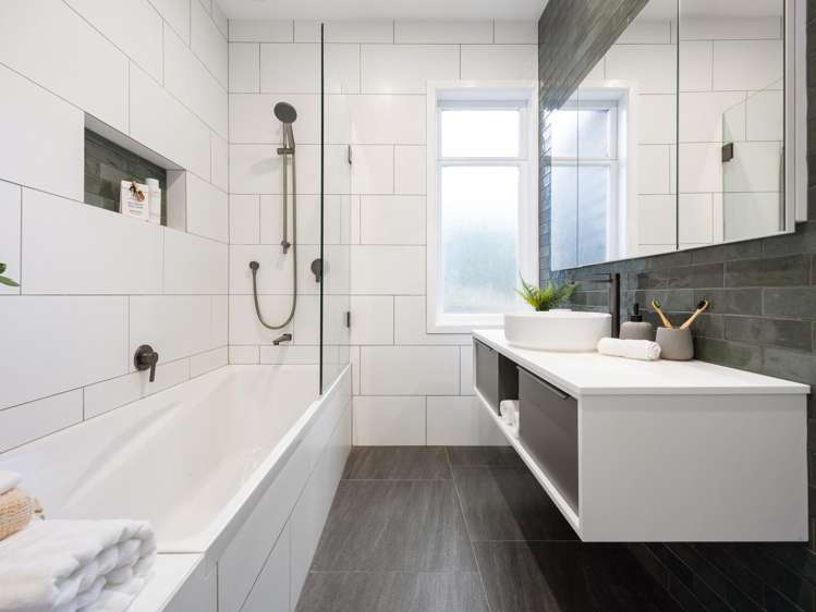 5 Partington Place Beerescourt_11