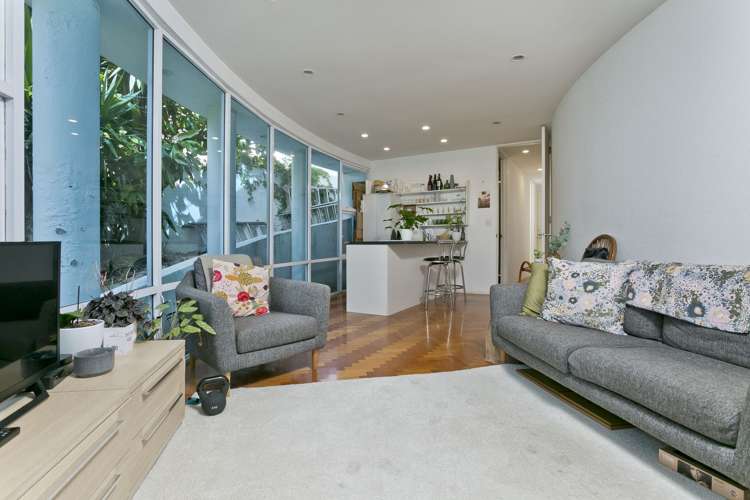 2/51 Rangitoto Terrace Milford_23