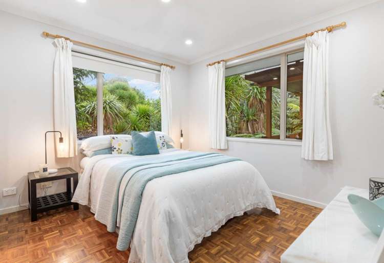 21 Frenz Drive Titirangi_10