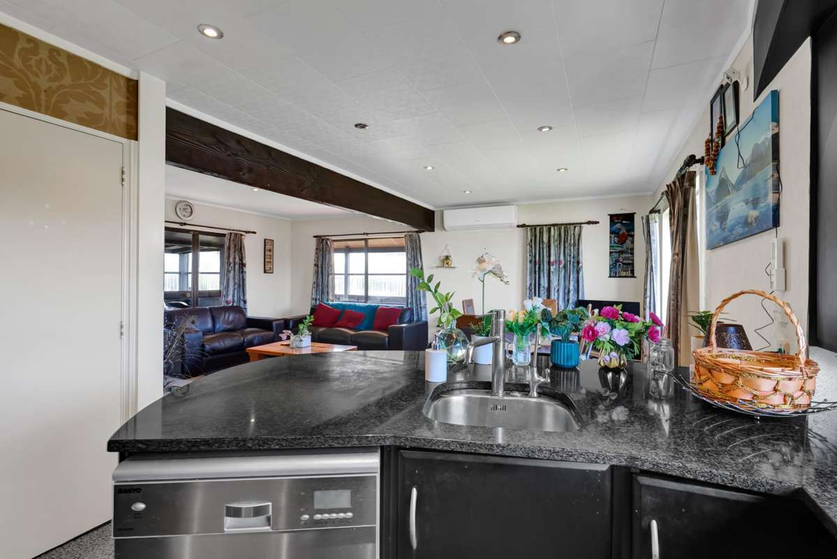 16 Ropata Street_3