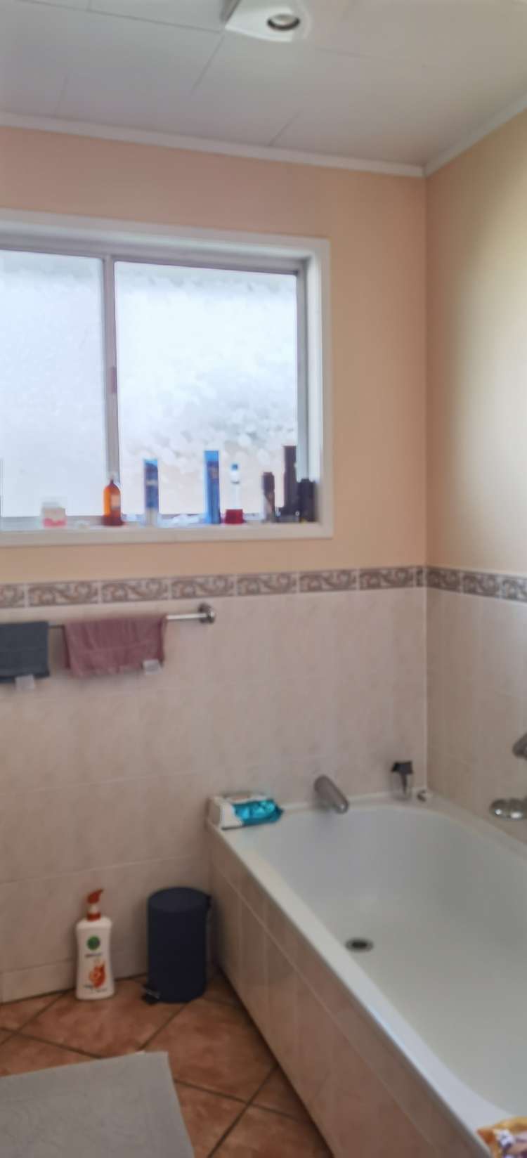 67 Ravenwood Drive Forrest Hill_22