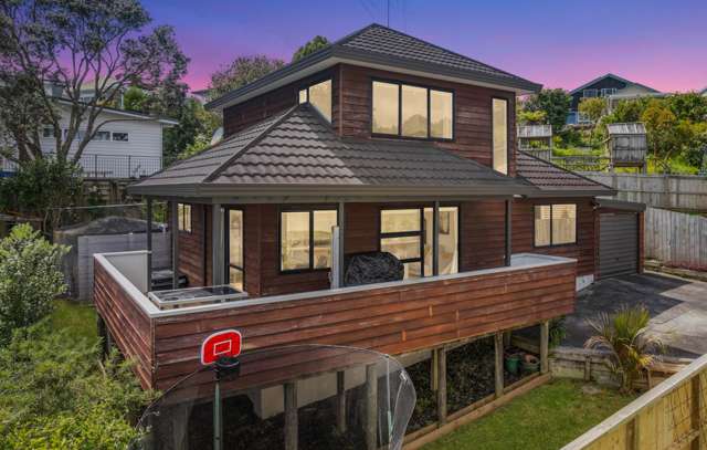 Urgent Sale – Retire or Downsize with a View!